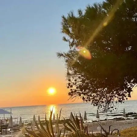 Casamare Willa